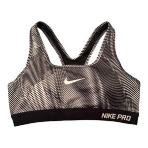 🖤 Nike Pro Dri-FIT Sports Bra – Size Medium